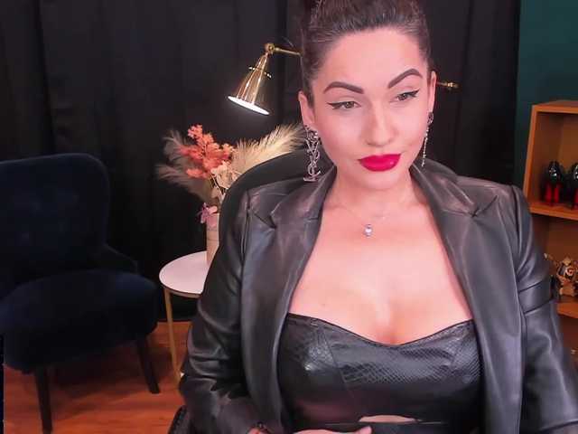 الصور Miss-LeiaHolt SOON AN OTHER ACCOUNT ON BONGS CAMS, FIND ME HERE AS alphamistress! #paypig #findom #milf #smoke #mistress #strapon #queen #pvt #domination #fetish #findom #worship #joi #cei #sph