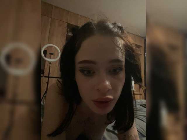 لقطات البث IvyAndAlan