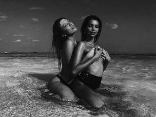 دردشة الفيديو المثيرة twogirls3