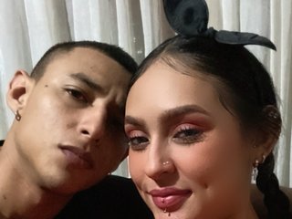 دردشة الفيديو المثيرة Twohornyss