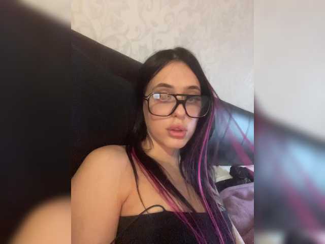 لقطات البث ursweetwaifu1