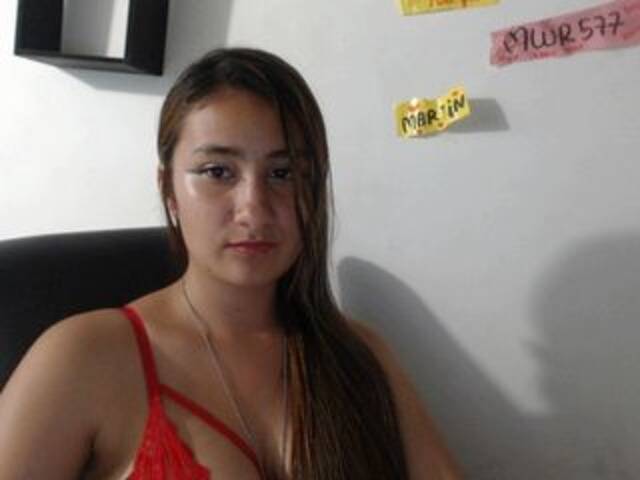 لقطات البث vaalentiinaa