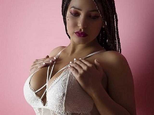 صورة الملف الشخصي Valerie-Baker