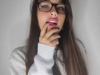 دردشة الفيديو المثيرة valerie-summe