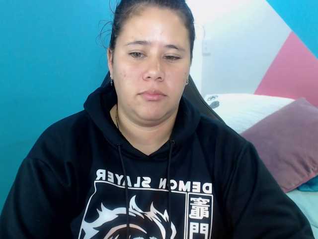 لقطات البث Valery-Anders