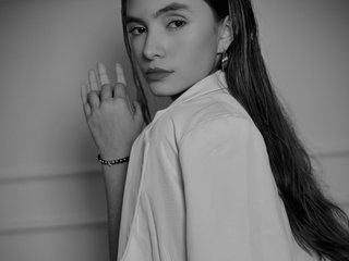 دردشة الفيديو المثيرة ValeryLargo