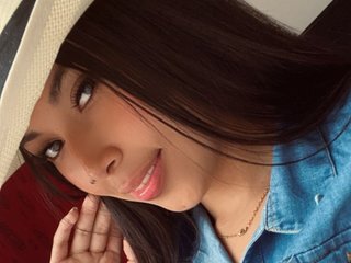 دردشة الفيديو المثيرة ValeryMonserrat