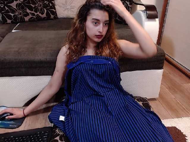 لقطات البث -VALERIIAA-