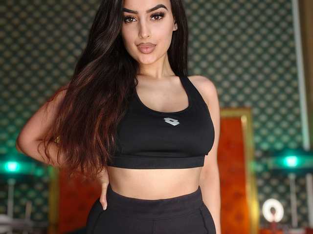 صورة الملف الشخصي -VALERIIAA-