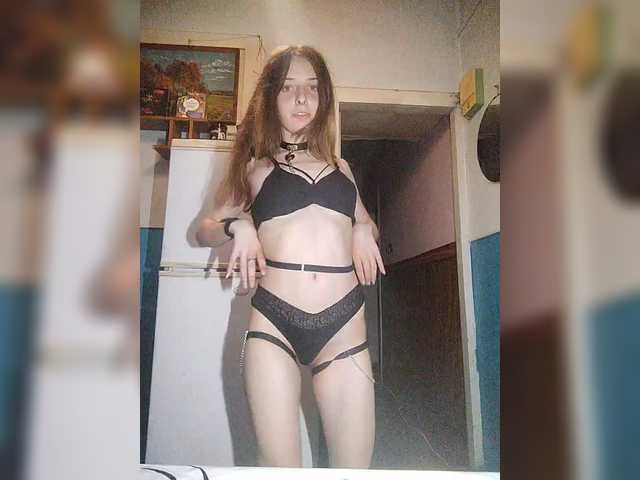 لقطات البث -KittyDoll-Meow-