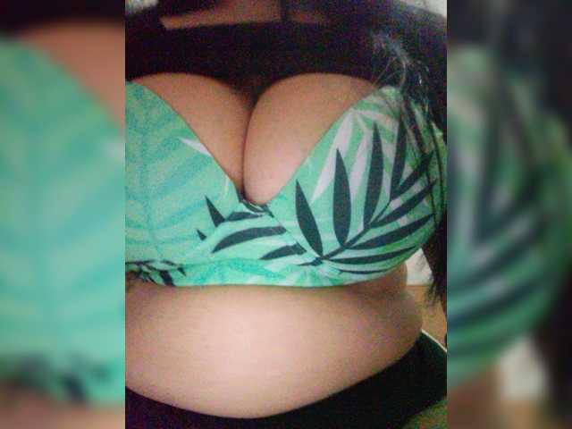 لقطات البث vicky-hot