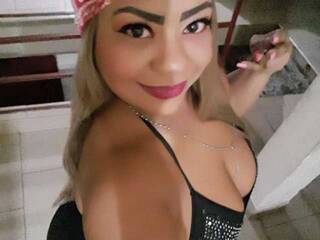 دردشة الفيديو المثيرة sweetsquirt4u