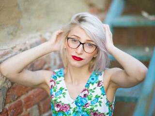 دردشة الفيديو المثيرة VikaJordan