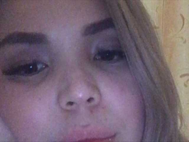 لقطات البث VikaLewin