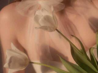 دردشة الفيديو المثيرة Vina-Nelly