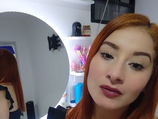 دردشة الفيديو المثيرة violet-adams1