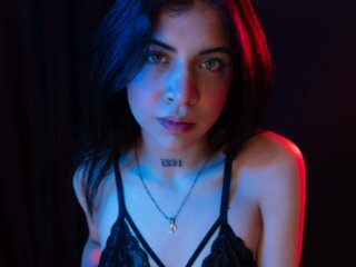 دردشة الفيديو المثيرة violetsmith