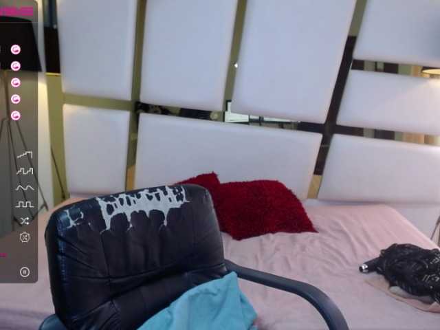 لقطات البث Violettsmith