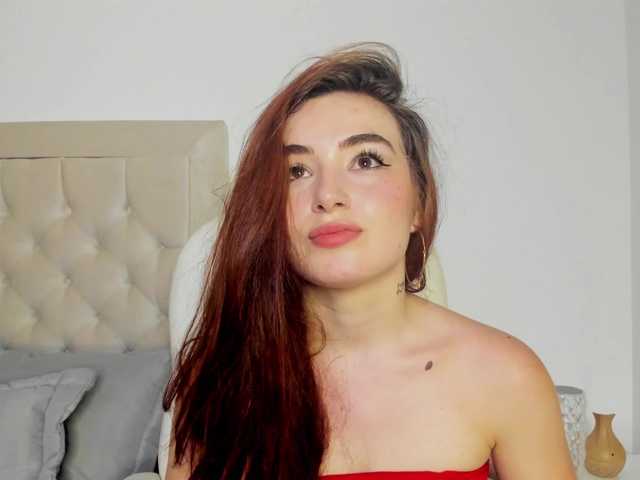 الصور violetwatson- Today I am very playful, do you want to come and try me! Goal: 1500 tokens