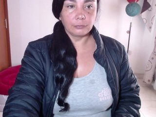 دردشة الفيديو المثيرة vivian-milf-paint