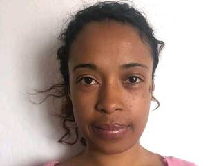 دردشة الفيديو المثيرة Vololonirina2