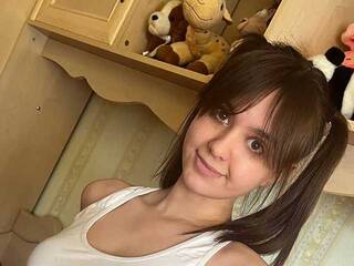 دردشة الفيديو المثيرة WednesdayDreams