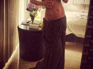 دردشة الفيديو المثيرة WhiteRozzy