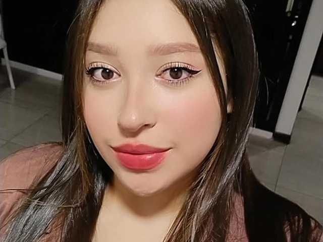 صورة الملف الشخصي whitney-tay