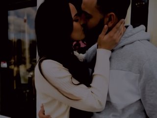 دردشة الفيديو المثيرة WildAndMarried