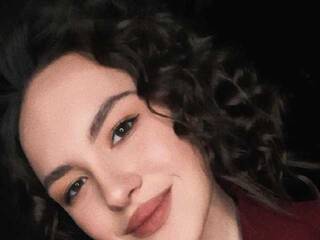 دردشة الفيديو المثيرة WilmaWinifred