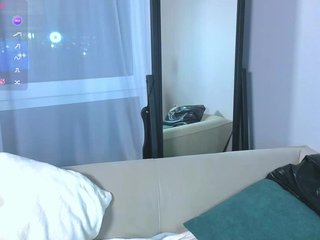 دردشة الفيديو المثيرة worsh1pme