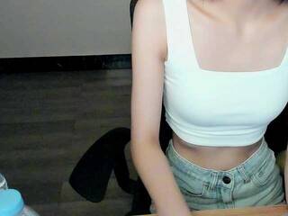 دردشة الفيديو المثيرة X0X0-oo