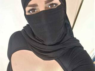 دردشة الفيديو المثيرة xamiraa-