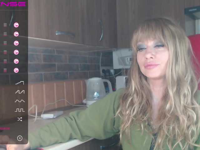 لقطات البث RrredQueen