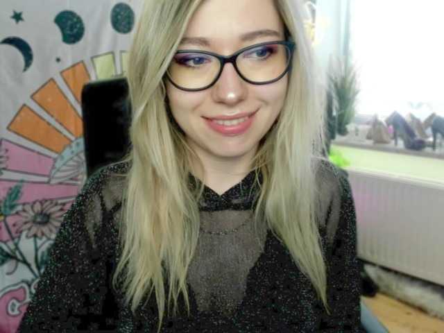 الصور xxHeidiLove #lovense #joi #tease #cei #german #sph #cbt #young #girl #hot #cute #natural #healthy #ahegao #ass #english #sissy #cuckold