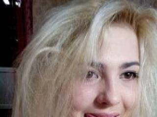 دردشة الفيديو المثيرة xxkoshkaxx