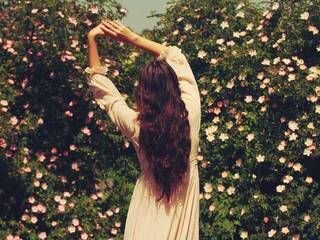 دردشة الفيديو المثيرة YaaAdele