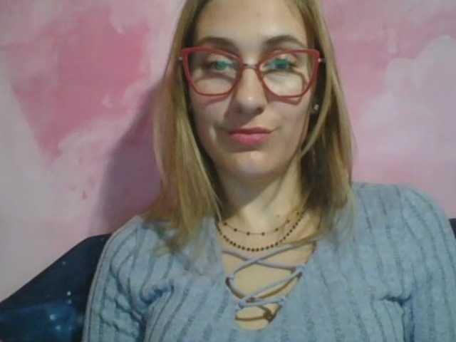 لقطات البث YasmineKiss