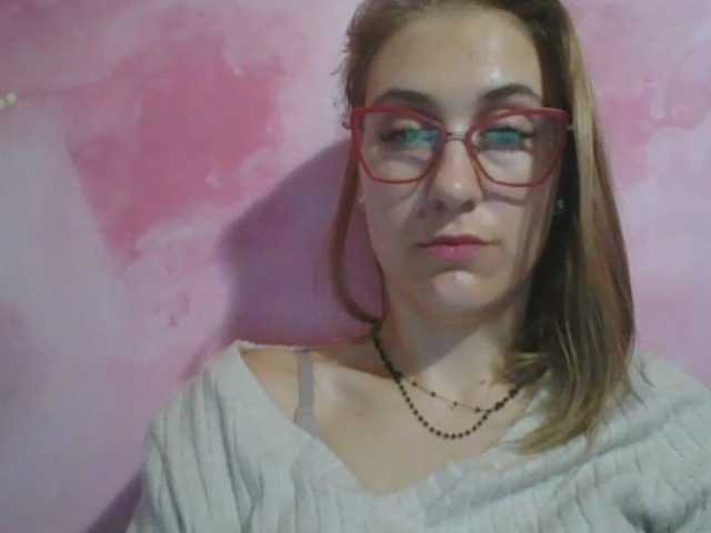 لقطات البث YasmineKiss