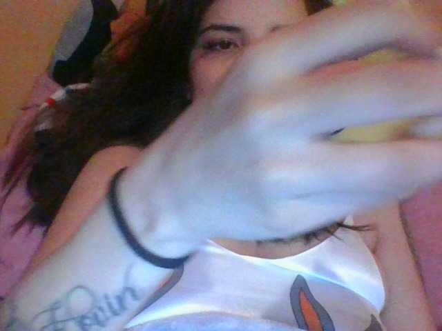 الصور yeymylove hey ,naked333,feet25,pvtONLovenseon,kik88,snapchat300,kiss5,flash55