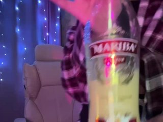 دردشة الفيديو المثيرة ymnichka