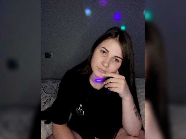 لقطات البث YOU-LOVE1