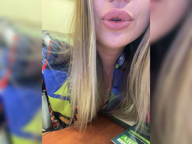 لقطات البث Your-Kitty