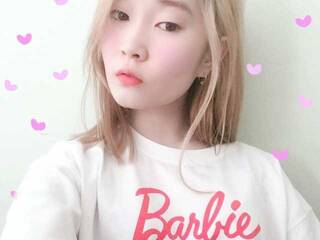 دردشة الفيديو المثيرة Yourcomatose