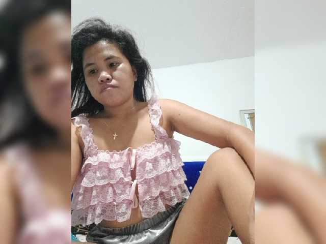 لقطات البث YourGirl9