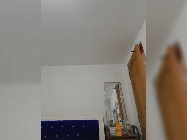 لقطات البث YourGirl9