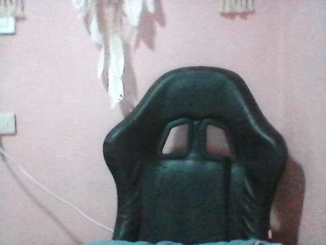 لقطات البث YourMochii