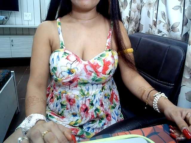 لقطات البث yourradhika