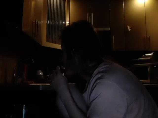 لقطات البث Yranema