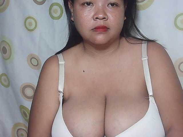 لقطات البث yummytits28